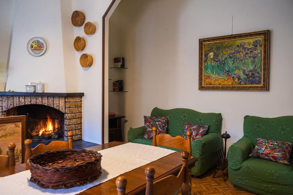 Casa Di Nonna Hotel Беваня Екстериор снимка